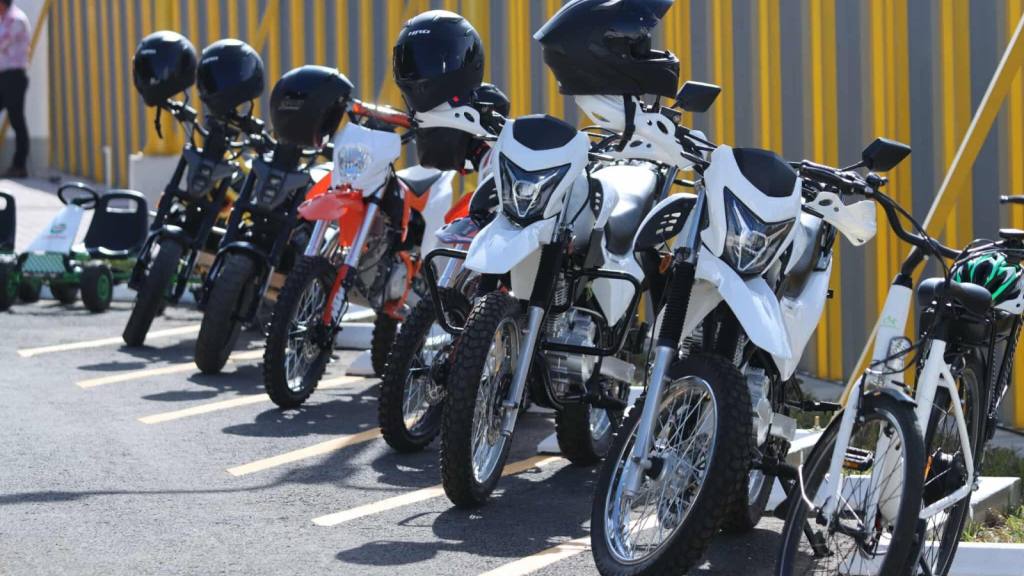 Academia | Foto Alex Meoño