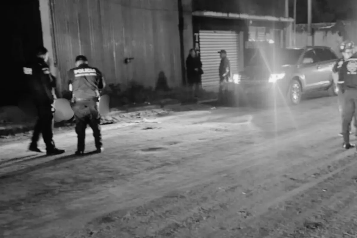 El accidente de tránsito ocurrió en una de las calles de El Tejar, Chimaltenango., Bomberos Municipales Departamentales.