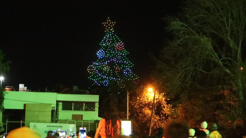 Luces Campero iluminan la Navidad en la Noche de los Deseos  | Álex Meoño