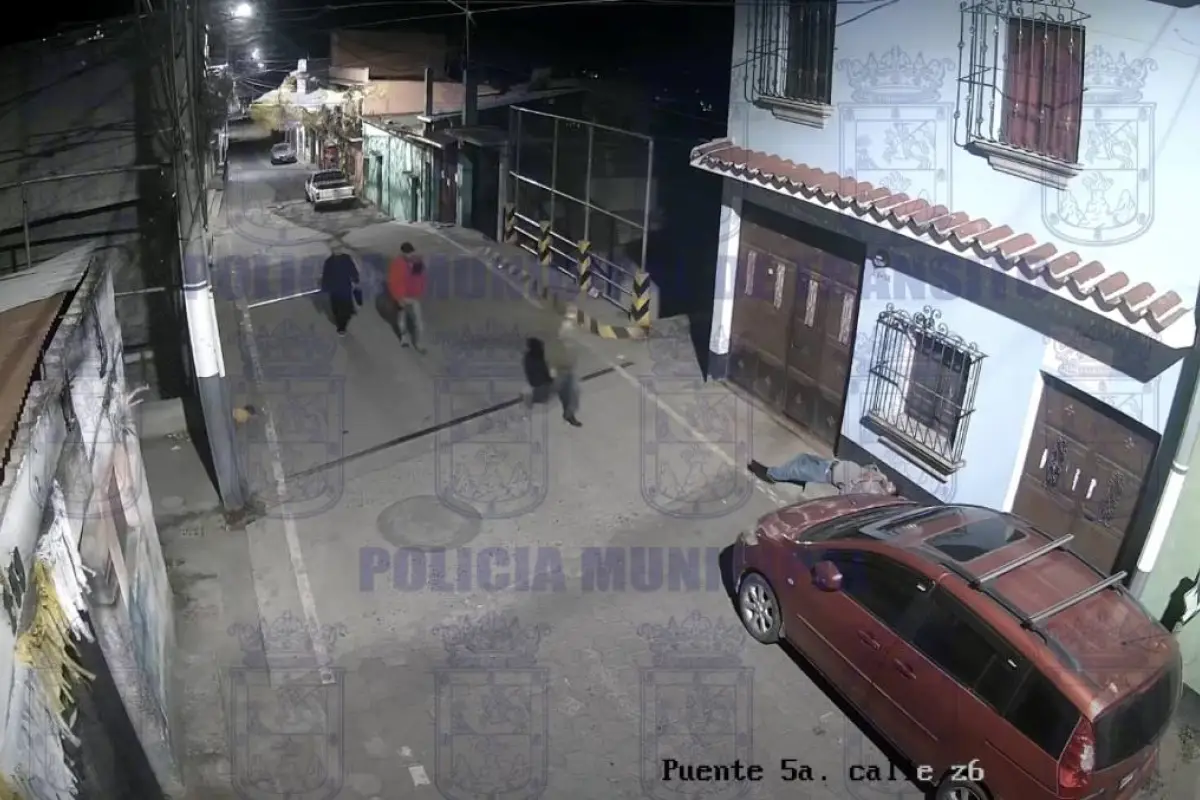 PMT de Ciudad Vieja difunde video que exhibe el método de una peligrosa banda nocturna., Captura de pantalla video Facebook.