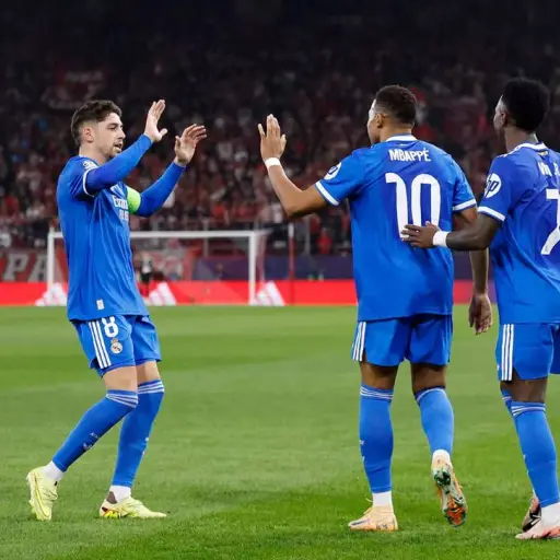 Celebración de Valverde, Mbappé y Vinícius ante el Olympiacos - Real Madrid C.F.