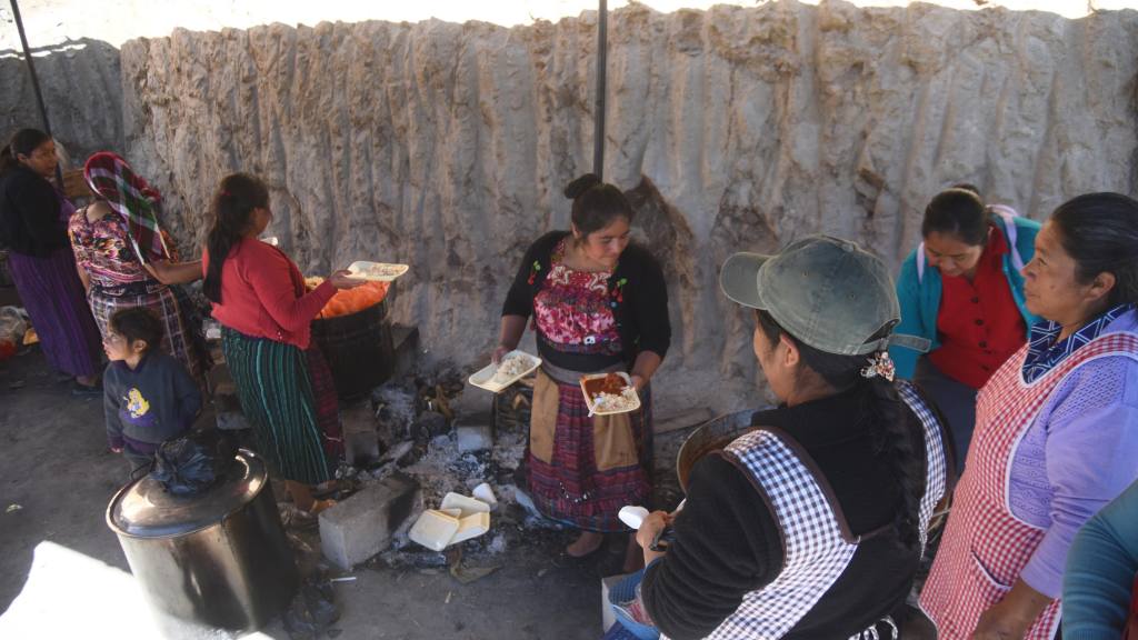 Sepelio de María Ríos, migrante guatemalteca fallecida en EE. UU. | Omar Solís/EU