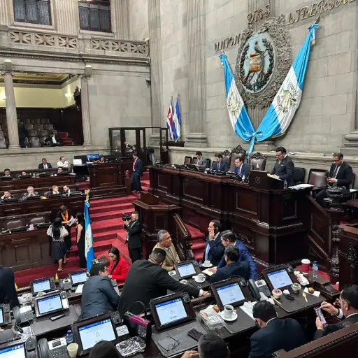 n 132 votos queda aprobado el Presupuesto del Organismo Legislativo para el Ejercicio Fiscal 2026 por Q987 millones. ,Foto Dayana Rashon