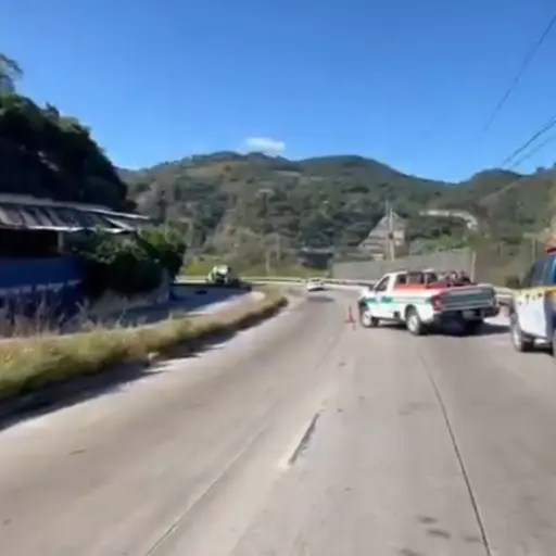 Autoridades viales regulan el tránsito en el kilómetro 31 de ruta al Atlántico. ,Captura de pantalla. 