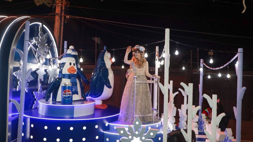 El desfile navideño de la Municipalidad de Guatemala recorrió varias calles el lunes 17 de noviembre. | Municipalidad de Guatemala