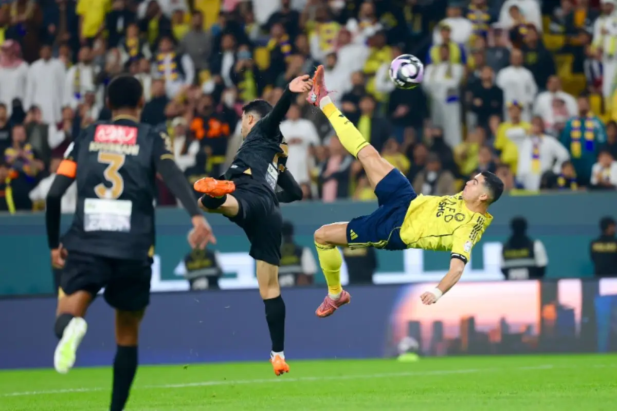 Cristiano Ronaldo anotó de chilena en el triunfo del Al Nassr 
