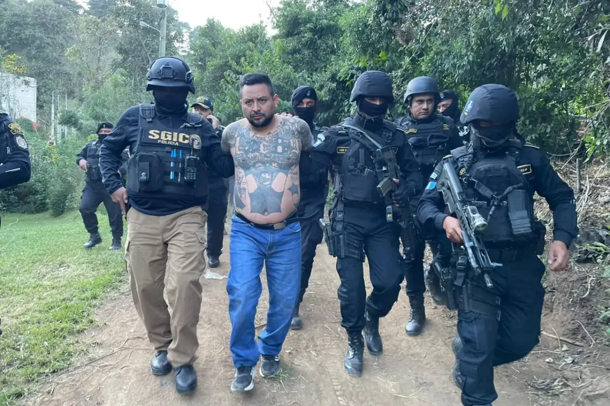 Ever Jonathan Sinay Dionisio, alias "Cartoon", es el quinto reo recapturado de los 20 fugados de la cárcel Fraijanes II., PNC