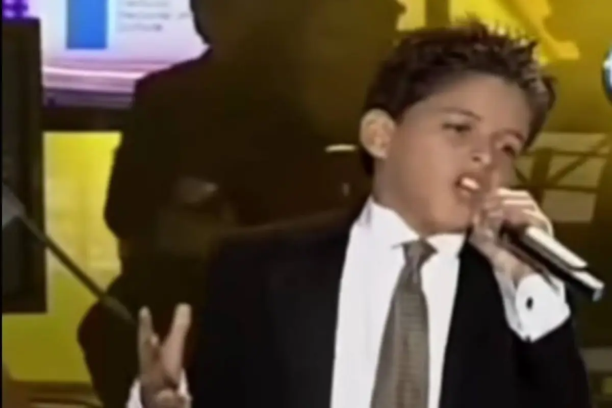 exestrella infantil, Facebook