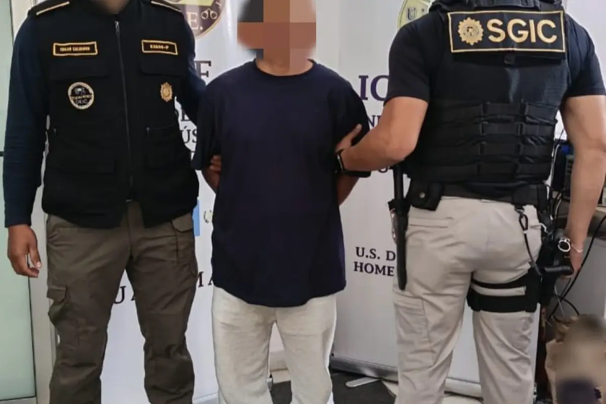 Detienen a seis hombres tras ingresar al país retornadas desde EE. UU. , PNC