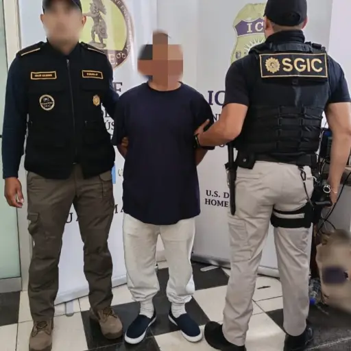 Detienen a seis hombres tras ingresar al país retornadas desde EE. UU.  ,PNC