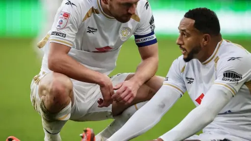 Nathaniel Mendez-Laing deberá pasar por el quirófano