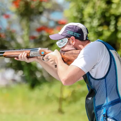 Jean Pierre Brol, en la Copa del Mundo de tiro en Doha, Catar.-instagram @coguatemalteco