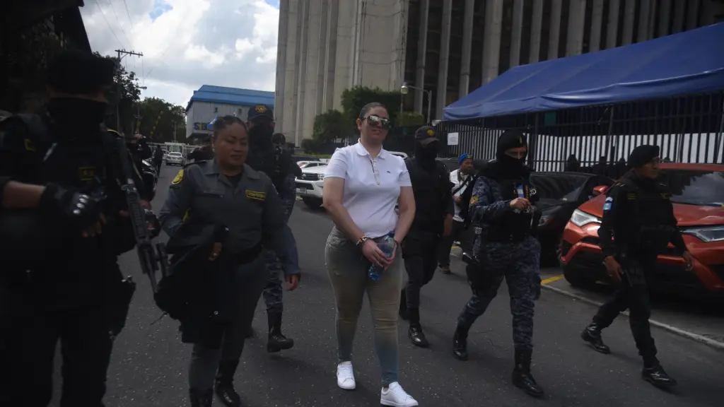 María Fernanda Bonilla, implicada en el crimen contra Melisa Palacios, a su ingreso a Tribunales. ,Omar Solís/Emisoras Unidas