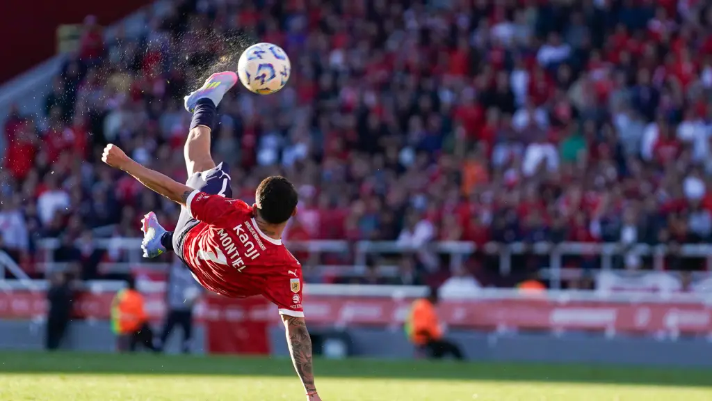 El argentino Santiago Montiel ganador del Premio Puskas 2025 - StudioFutbol
