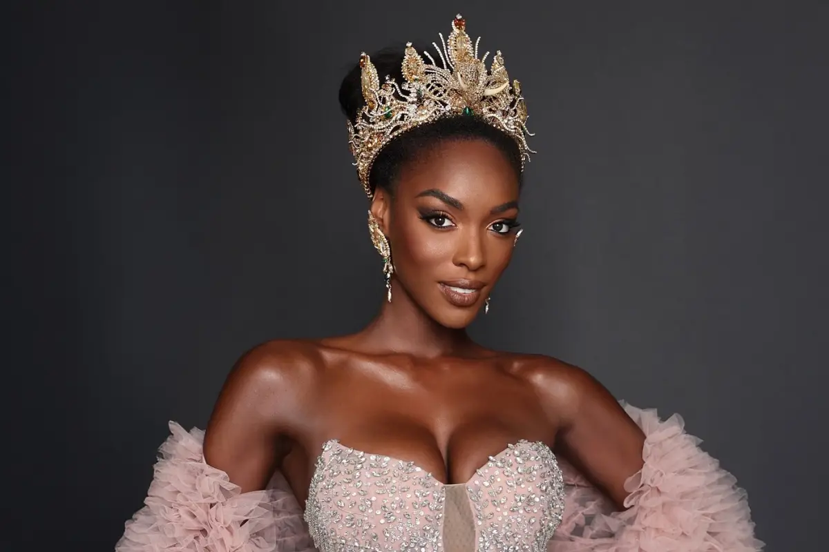 Olivia Yacé, Redes sociales