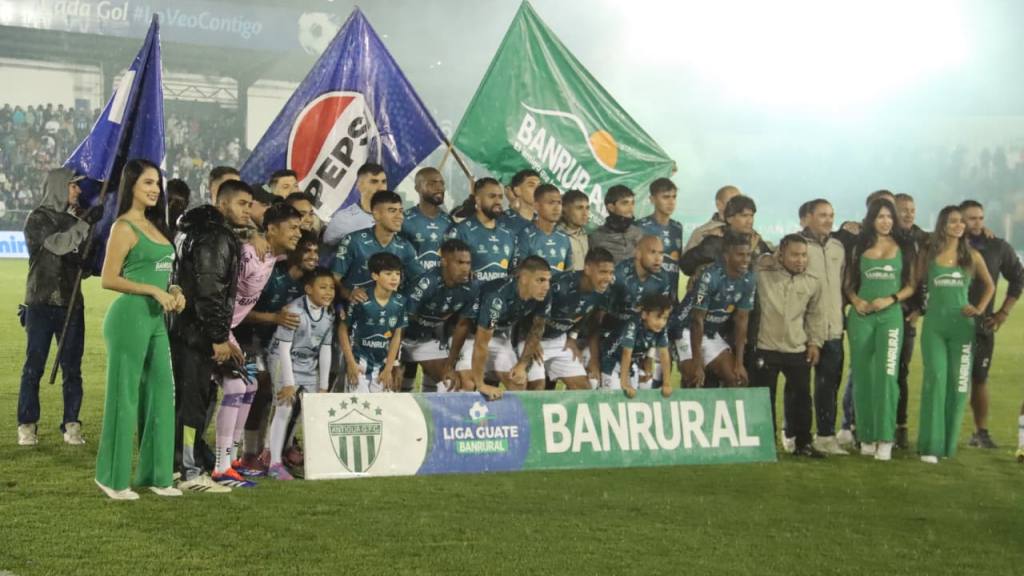 Once de Antigua ante Aurora | Alex Meoño