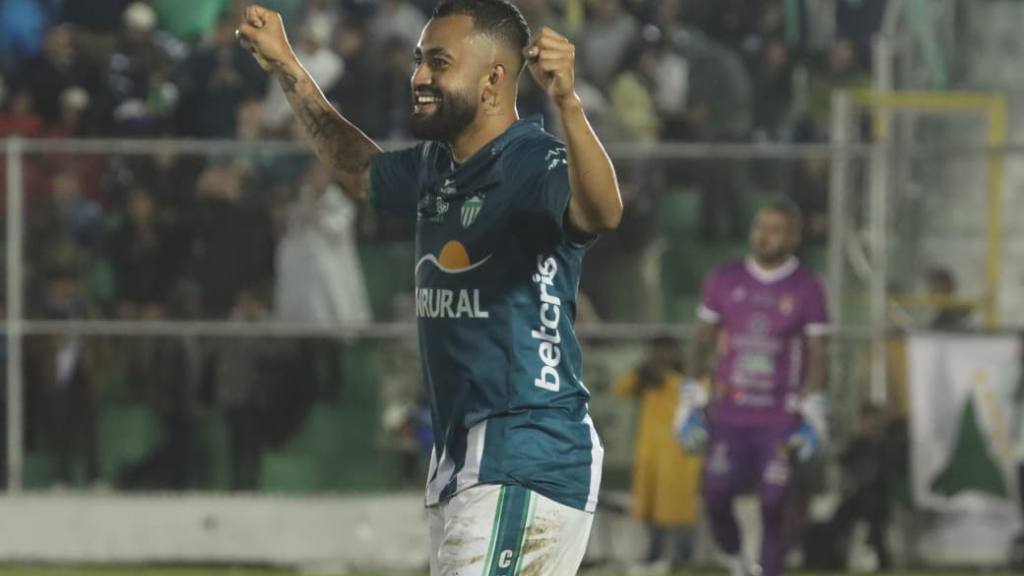 Celebración de Antigua GFC ante Aurora | Alex Meoño