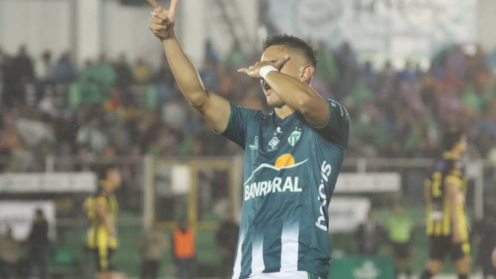 Celebración de Antigua GFC ante Aurora | Alex Meoño