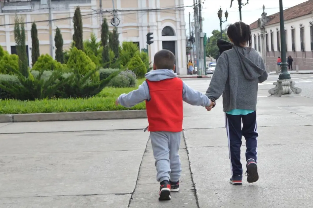 niños - niñez - menores de edad- infancia