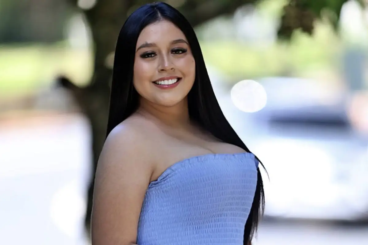 Elizabeth González, Elizabeth González