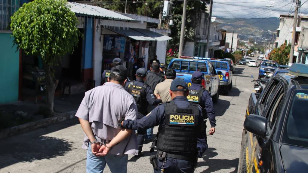 Capturan a supuestos sicarios tras balacera en Villa Nueva | PNC de Guatemala