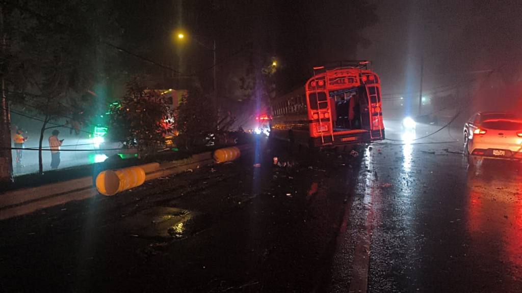 Accidente en carretera a El Salvador | Sebastián Siero