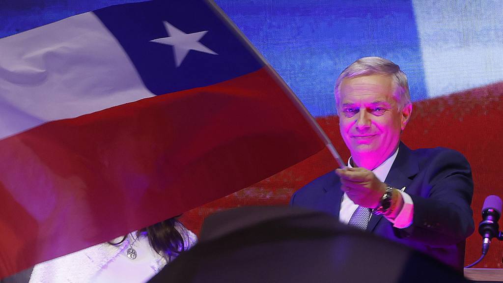 José Antonio Kast gana elecciones en Chile y marca el ascenso de la ultraderecha.