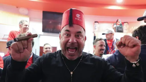 Técnico de Toluca se encara con Faitelson tras ser campeón