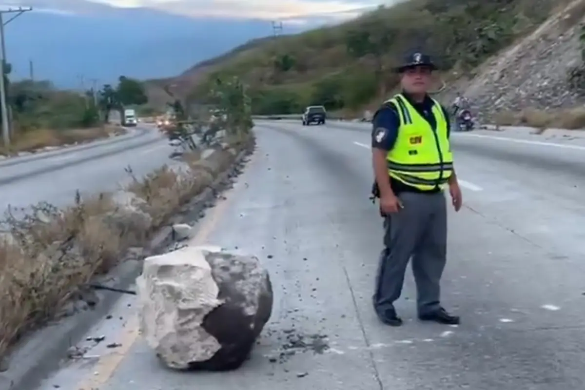 El desprendimiento ocurrió en el área de Guastatoya, El Progreso., Captura de pantalla.