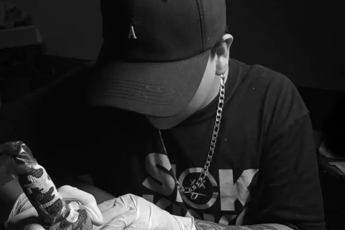 Nery, el reconocido tatuador que murió en un ataque armado. , Nery Hyuston / Instagram.