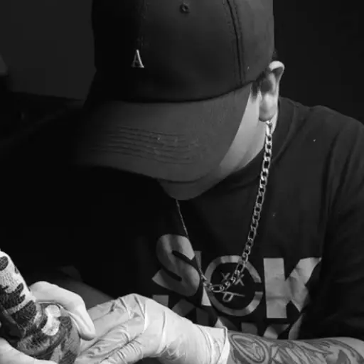 Nery, el reconocido tatuador que murió en un ataque armado.  ,Nery Hyuston / Instagram.