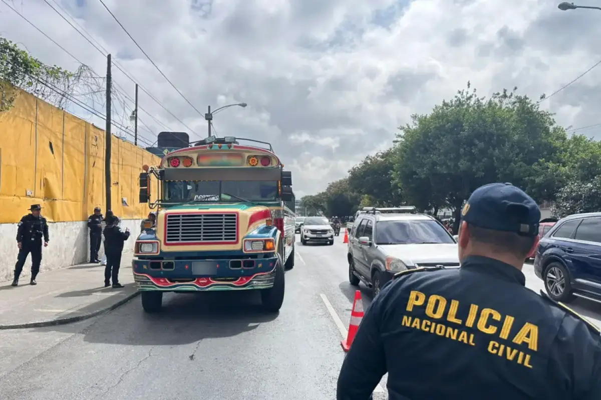 asaltos en buses / seguridad de PNC