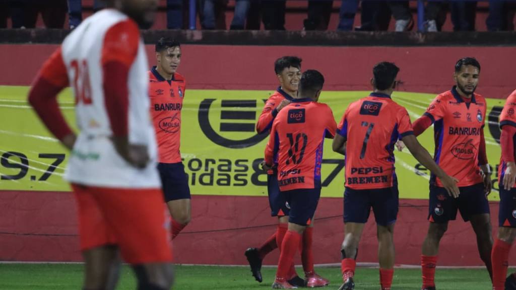 Municipal vs. Mictlán - Cuartos de final del Apertura 2025 | Alex Meoño