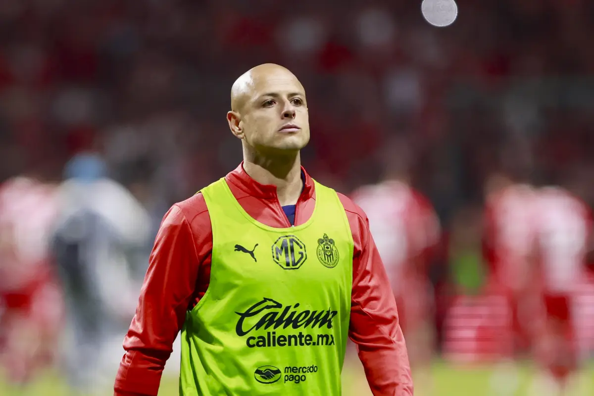 Javier Hernández deja de ser futbolista de "Chivas" de Guadalajara 