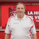 El extécnico de Municipal, Enzo Trossero presentó su libro: \