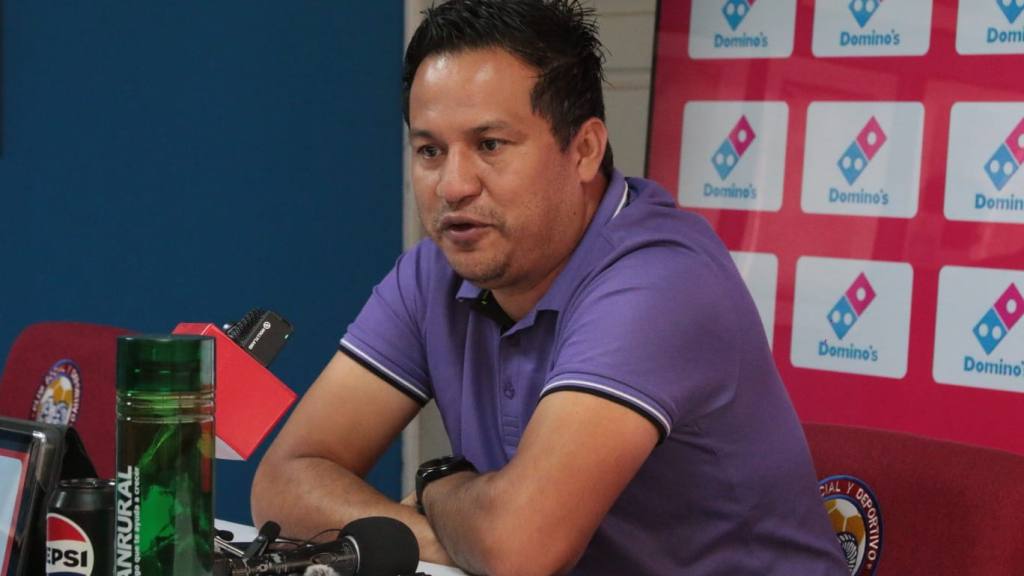 Amarini Villatoro se despide de Xelajú | Wilber Colloy