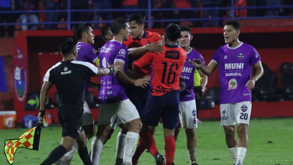 Apertura 2025: Municipal vs- Achuapa | Alex Meoño