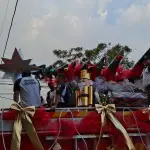 El Periférico se ilumina con el desfile Guardianes de la Navidadt