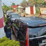 Decomisan fuerte arsenal durante allanamiento en Escuintlat