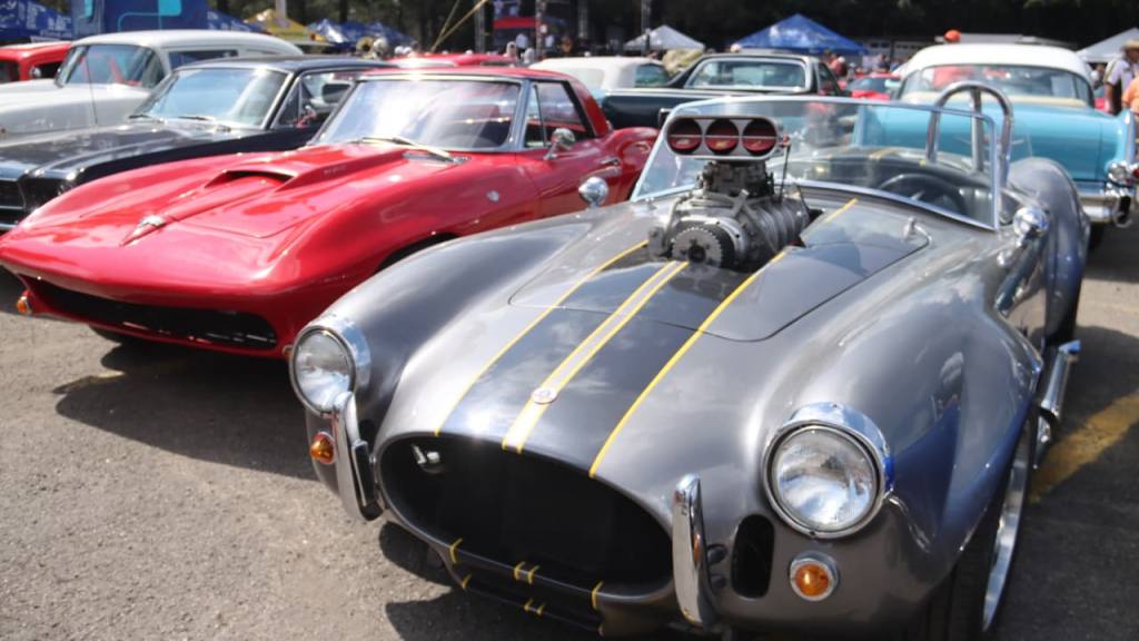 Más de 150 carros de diferentes categorías fueron parte de la exposición. | Álex Meoño