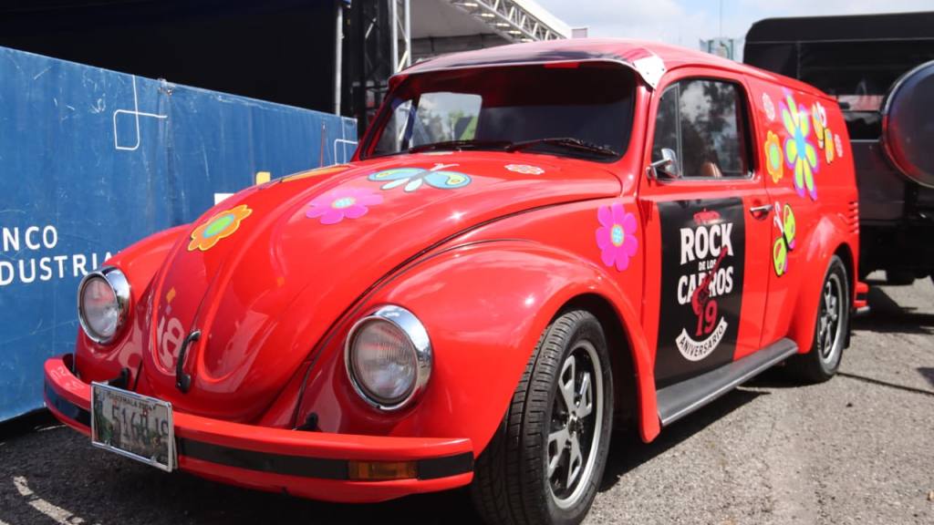 Más de 150 carros de diferentes categorías fueron parte de la exposición. | Álex Meoño