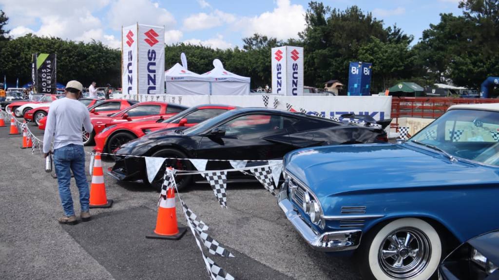 Más de 150 carros de diferentes categorías fueron parte de la exposición. | Álex Meoño