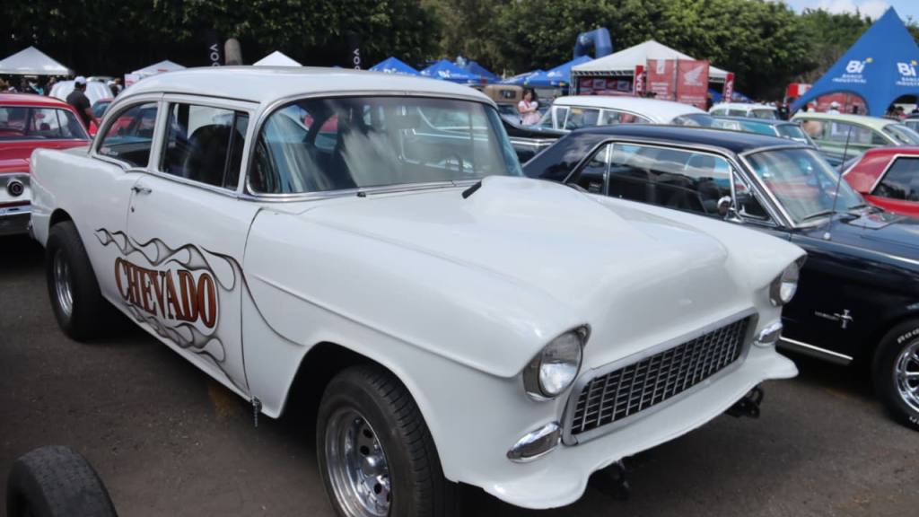 Más de 150 carros de diferentes categorías fueron parte de la exposición. | Álex Meoño