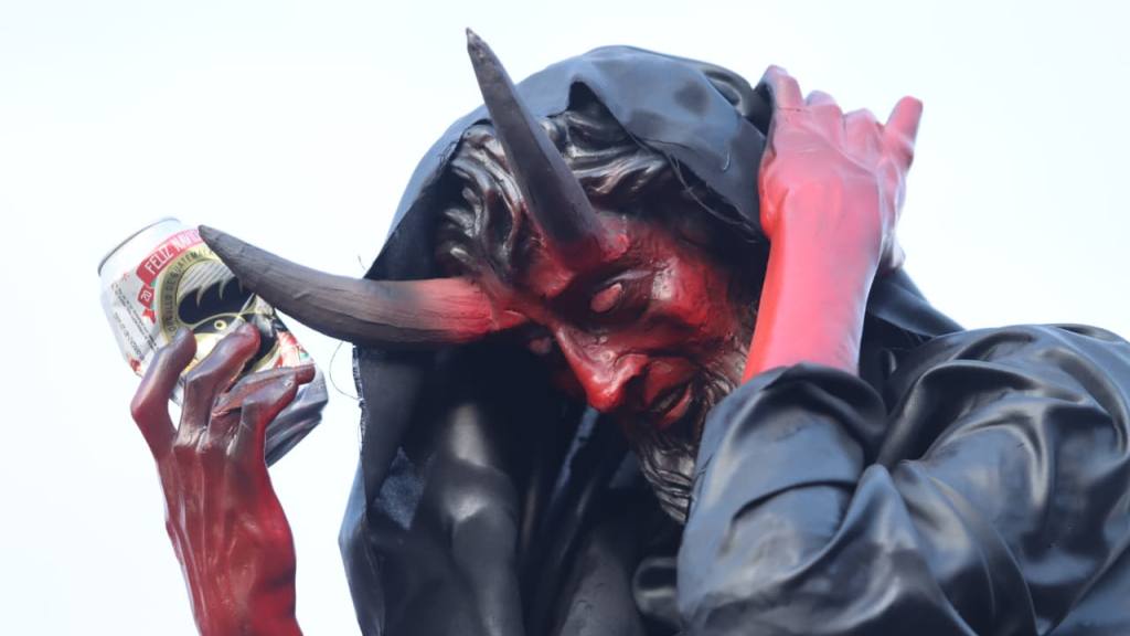 Quema del Diablo: Envían mensaje desde Antigua Guatemala | Álex Meoño