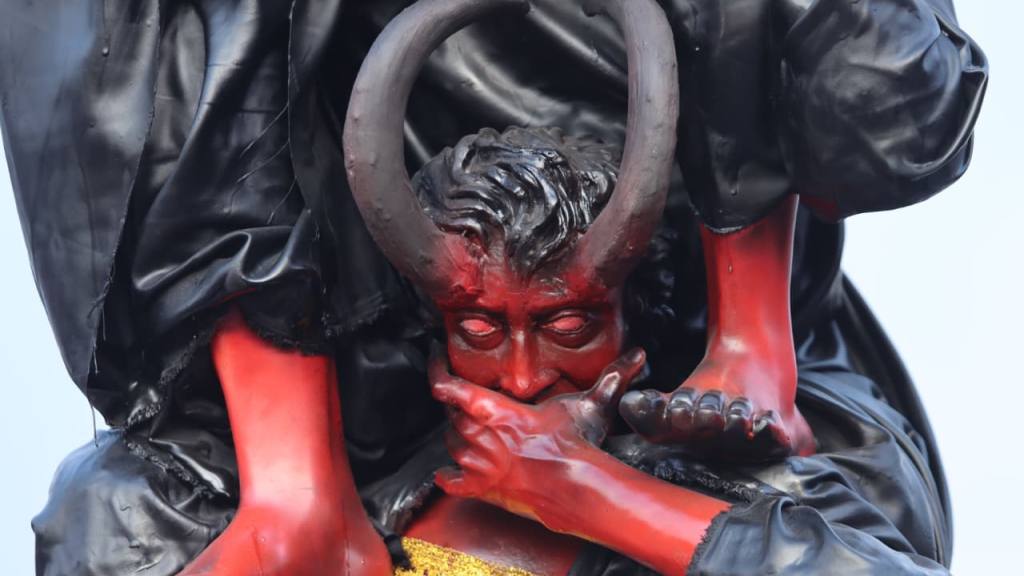 Quema del Diablo: Envían mensaje desde Antigua Guatemala | Álex Meoño