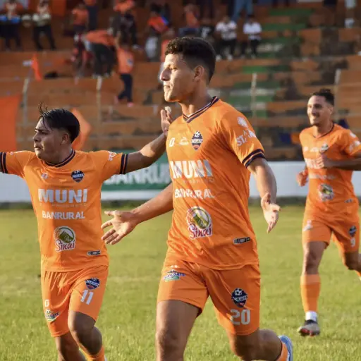 Celebración de Erick Sánchez, delantero del Deportivo Achuapa - Deportivo Achuapa