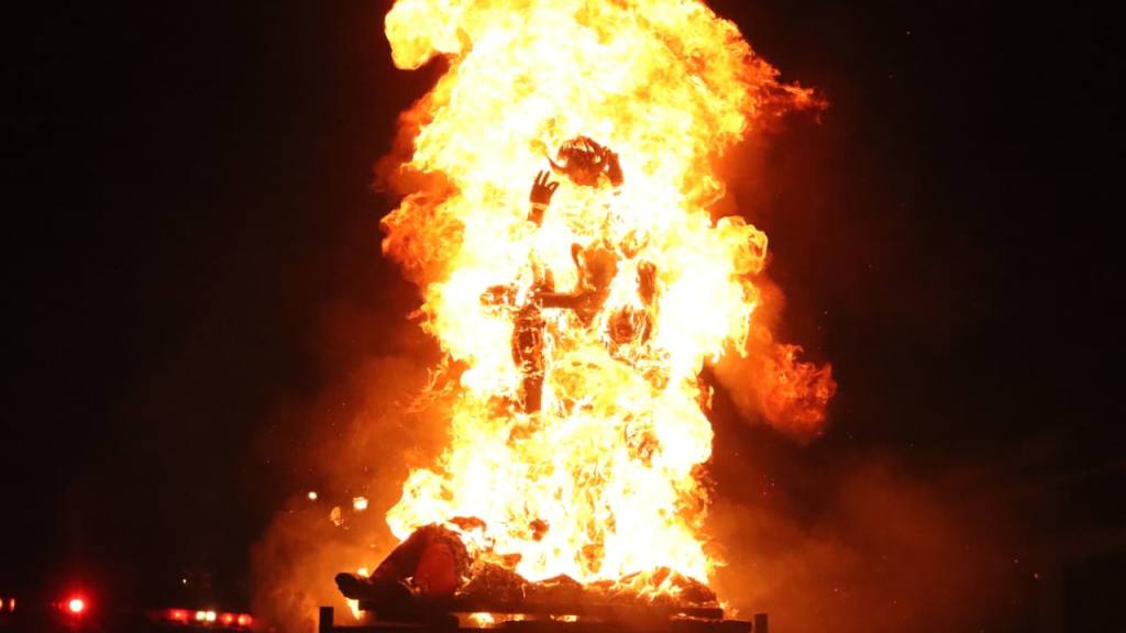 Quema del Diablo: Envían mensaje desde Antigua Guatemala | Álex Meoño