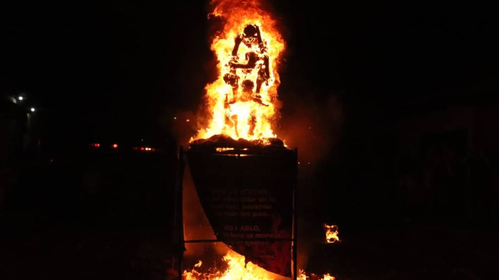 Quema del Diablo: Envían mensaje desde Antigua Guatemala | Álex Meoño