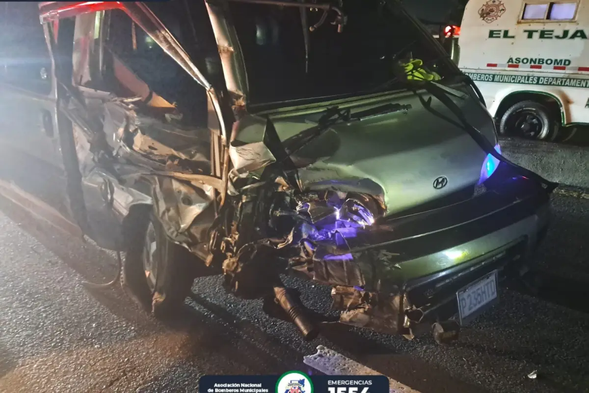 ., Bomberos Municipales Departamentales