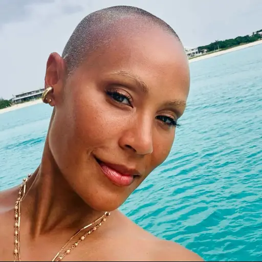 Jada Pinkett Smith ,Redes sociales